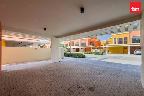 Townhouse in Dubai 5 bedrooms, 219.6 sq.m. № 123949 - photo 23
