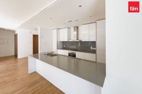 Apartment in City Walk, Dubai 1 bedroom, 104.7 sq.m. № 94917 - photo 3