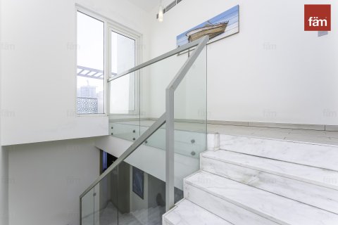 Villa en Dubai, 3 dormitorios, 159.3 m², № 77842 - foto 18