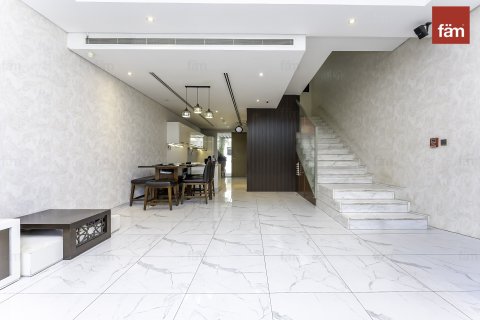 Villa en Dubai, 3 dormitorios, 159.3 m², № 77842 - foto 7