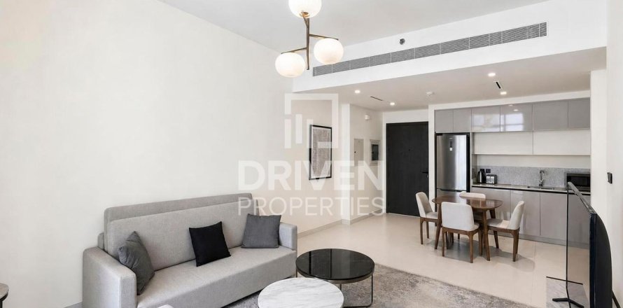 Apartment in EMAAR Beachfront, Dubai Harbour, Dubai 1 bedroom, 67.82 sq.m. № 140028
