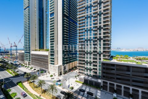 Apartment in Dubai Harbour, Dubai 1 bedroom, 68.98976780 sq.m. № 12458 - photo 30