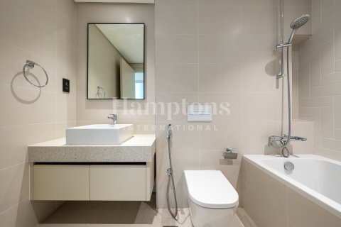 Apartment in Dubai Harbour, Dubai 1 bedroom, 68.98976780 sq.m. № 12458 - photo 14