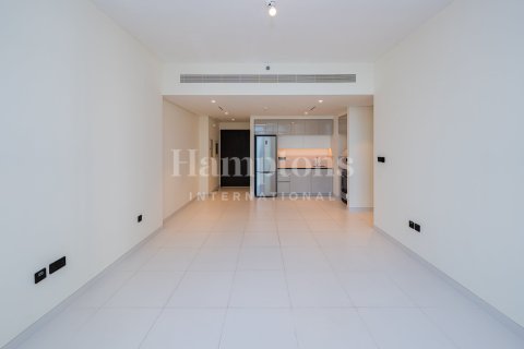 Apartment in Dubai Harbour, Dubai 1 bedroom, 68.98976780 sq.m. № 12458 - photo 3