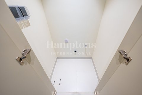 Apartment in Dubai Harbour, Dubai 1 bedroom, 68.98976780 sq.m. № 12458 - photo 29