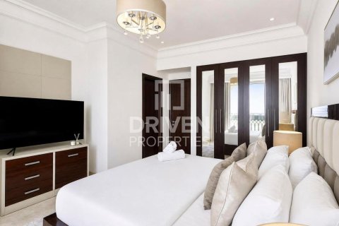 Apartamento en The Crescent, Palm Jumeirah, Dubai, 2 dormitorios, 163.23 m², № 140598 - foto 4