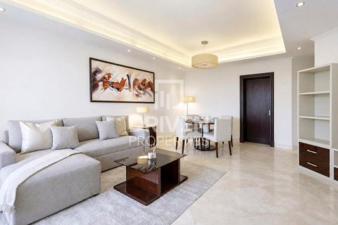Apartamento en The Crescent, Palm Jumeirah, Dubai, 2 dormitorios, 163.23 m², № 140598 - foto 2