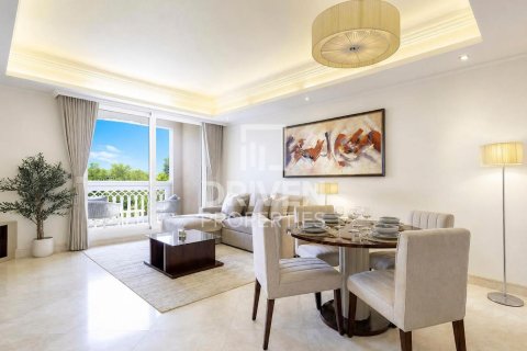 Apartamento en The Crescent, Palm Jumeirah, Dubai, 2 dormitorios, 163.23 m², № 140598