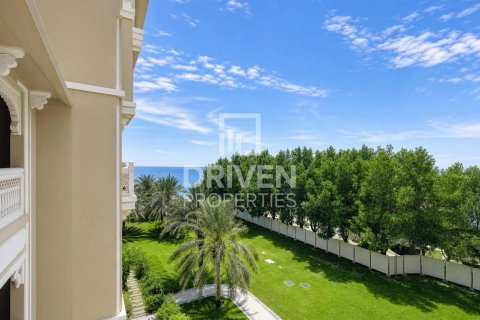 Apartamento en The Crescent, Palm Jumeirah, Dubai, 2 dormitorios, 163.23 m², № 140598 - foto 11