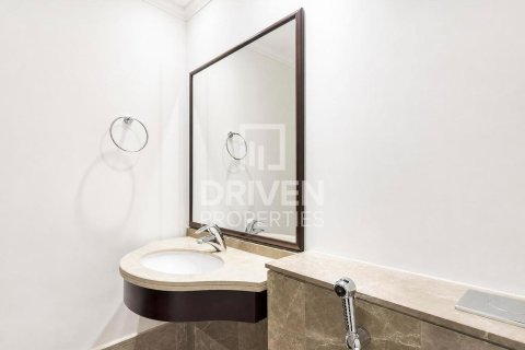 Apartamento en The Crescent, Palm Jumeirah, Dubai, 2 dormitorios, 163.23 m², № 140598 - foto 10