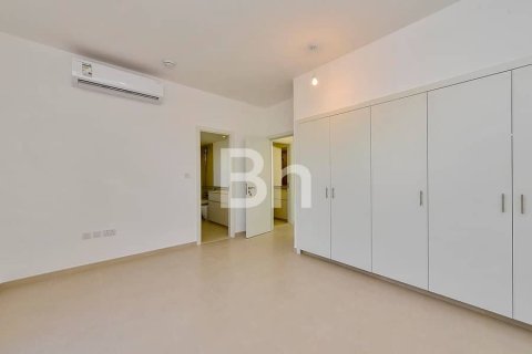 Adosado en Town Square, Dubai, 3 dormitorios, 191 m², № 57154 - foto 7