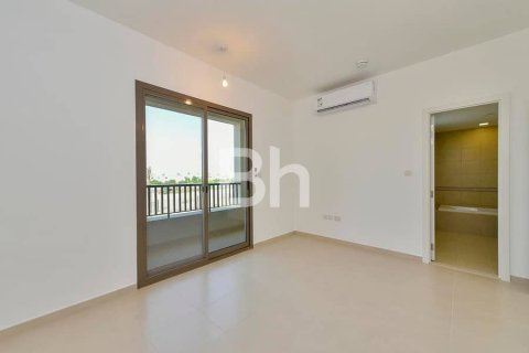 Adosado en Town Square, Dubai, 3 dormitorios, 191 m², № 57154 - foto 6