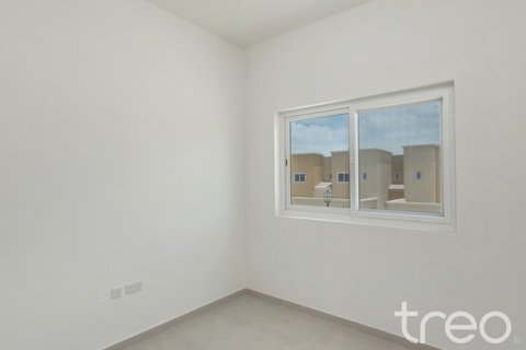 Villa à Dubai, 2 chambres, 166.2 m², № 119590 - photo 4
