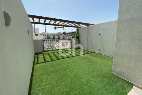 Adosado en Jumeirah Village Circle, Dubai, 3 dormitorios, 130 m², № 24964 - foto 17