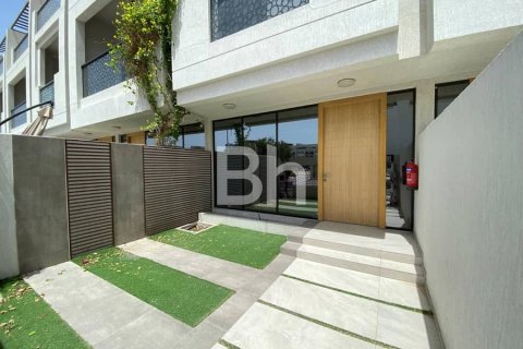 Adosado en Jumeirah Village Circle, Dubai, 3 dormitorios, 130 m², № 24964 - foto 6