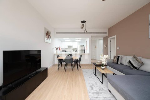 Apartment in Dubai 1 bedroom, 70 sq.m. № 24983 - photo 1