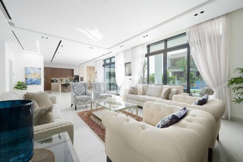 Villa en Jumeirah Park, Dubai, 7 dormitorios, 757 m², № 24963 - foto 19