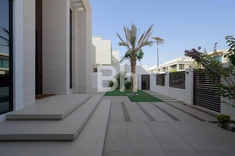 Villa en Jumeirah Park, Dubai, 7 dormitorios, 757 m², № 24963 - foto 4