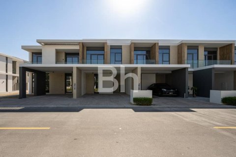 Townhouse in Arabian Ranches 3, Dubai 3 bedrooms, 146 sq.m. № 24982 - photo 4