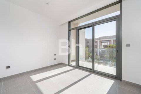 Townhouse in Arabian Ranches 3, Dubai 3 bedrooms, 146 sq.m. № 24982 - photo 6