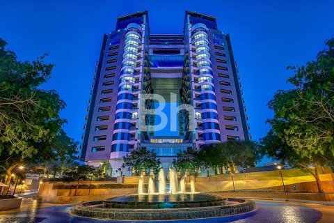 Купить апартаменты в отеле в Пальме Джумейре, Дубай: 47м², № 24981 - фото 2