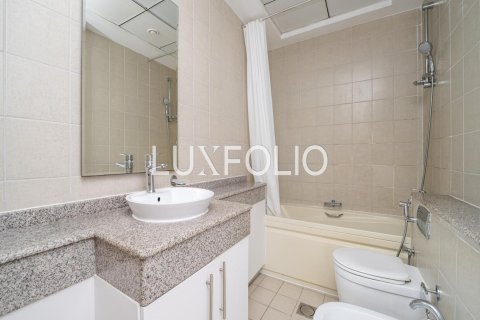 Снять в аренду квартиру в Дубай Марине, Дубай: 2 спальни, 117м², № 46182 - фото 15