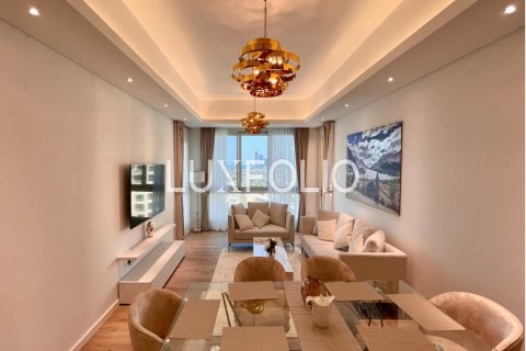 Apartment in Marina Residences, Palm Jumeirah, Dubai 3 bedrooms, 234 sq.m. № 46174 - photo 2