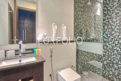 Apartment in Dubai Marina, Dubai 4 bedrooms, 237 sq.m. № 46176 - photo 15