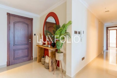 Apartment in Dubai Marina, Dubai 2 bedrooms, 122 sq.m. № 46173 - photo 8