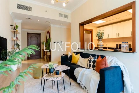 Apartment in Dubai Marina, Dubai 2 bedrooms, 122 sq.m. № 46173 - photo 2