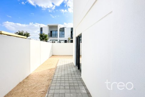 Снять в аренду таунхаус в Дубае: 4 спальни, 216.74м², № 119904 - фото 28