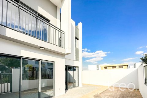 Снять в аренду таунхаус в Дубае: 4 спальни, 216.74м², № 119904 - фото 30