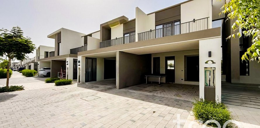 تاون هاوس في Aura, Tilal Al Ghaf, دبي 3 غرف نوم, 146.97 م² رقم 119905