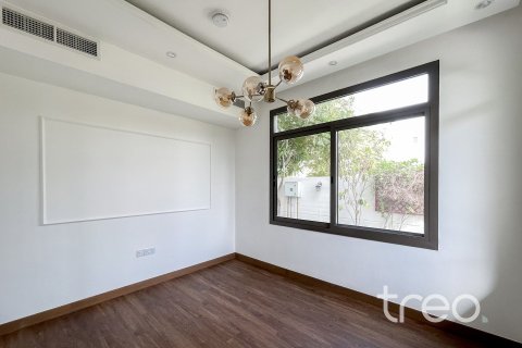 Villa in Noor Townhouses, Town Square, Dubai 4 bedrooms, 264.68 sq.m. № 119901 - photo 6