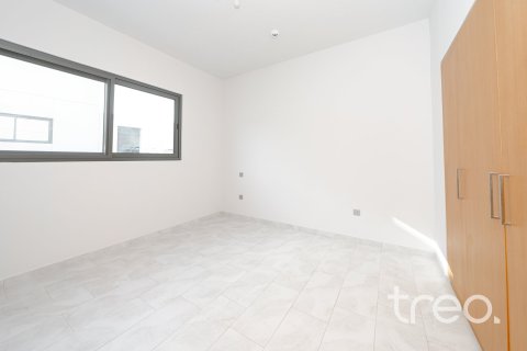 Villa in Dubai 4 bedrooms, 216.93 sq.m. № 119902 - photo 9