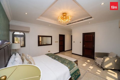 Villa à Palm Jumeirah, Dubai, 4 chambres, 380.9 m², № 137488 - photo 12