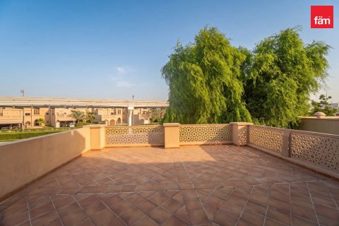 Villa à Palm Jumeirah, Dubai, 4 chambres, 380.9 m², № 137488 - photo 5