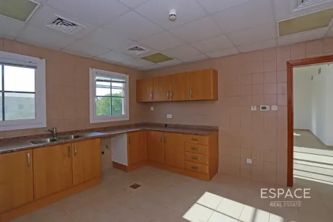 Снять в аренду квартиру в Green Community, Дубай: 2 спальни, 179м², № 71189 - фото 4