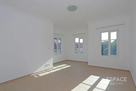 Снять в аренду квартиру в Green Community, Дубай: 2 спальни, 179м², № 71189 - фото 5