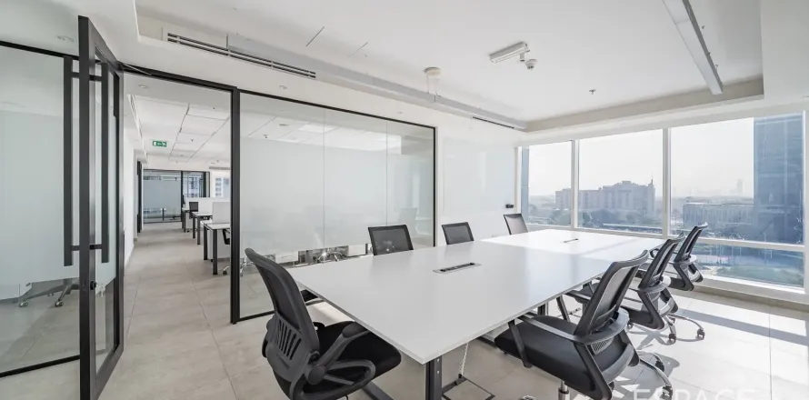 Офис в Джумейра Лейк Тауэрс, Дубай, 226м², № 71203
