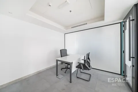 Снять в аренду офис в Джумейра Лейк Тауэрс, Дубай: 226м², № 71203 - фото 8