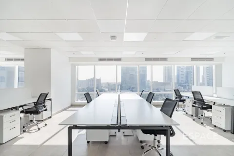 Снять в аренду офис в Джумейра Лейк Тауэрс, Дубай: 226м², № 71203 - фото 19