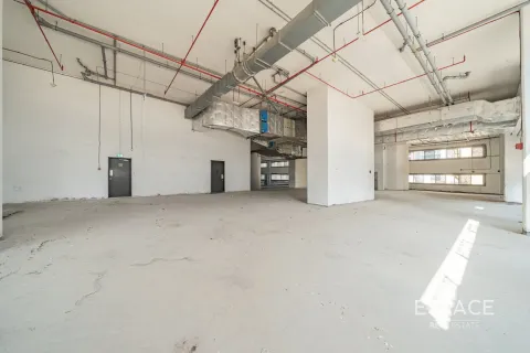 Oficina en Business Bay, Dubai, 5939 m², № 71205 - foto 6