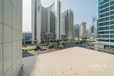 Oficina en Business Bay, Dubai, 5939 m², № 71205 - foto 11