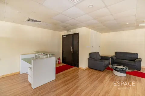 Снять в аренду офис в Barsha Heights (Tecom), Дубай: 298м², № 71206 - фото 4