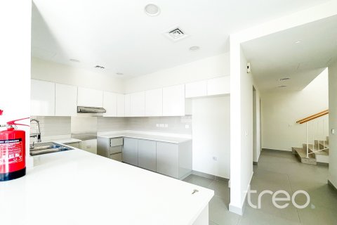 Adosado en Dubai Hills Estate, Dubai, 4 dormitorios, 228.63 m², № 119425 - foto 5