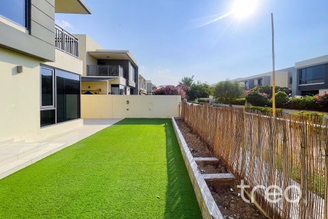 Adosado en Dubai Hills Estate, Dubai, 4 dormitorios, 228.63 m², № 119425 - foto 22