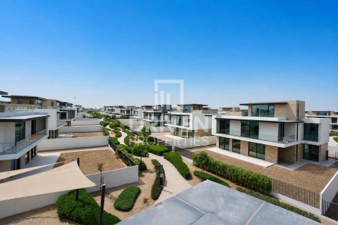 Villa in The Valley, Dubai 5 bedrooms, 929.59 sq.m. № 140039 - photo 24