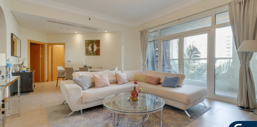 Apartment in Shoreline Apartments, Palm Jumeirah, Dubai 2 bedrooms, 147 sq.m. № 88374