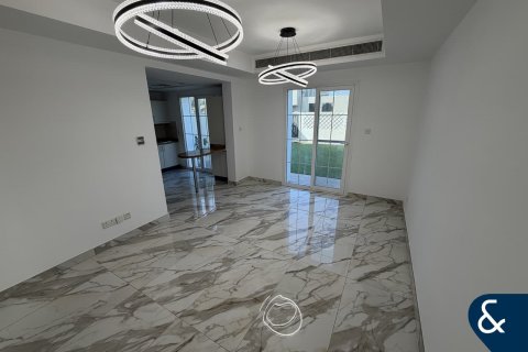 Villa in Arabian Ranches, Dubai 2 bedrooms, 255 sq.m. № 88379
